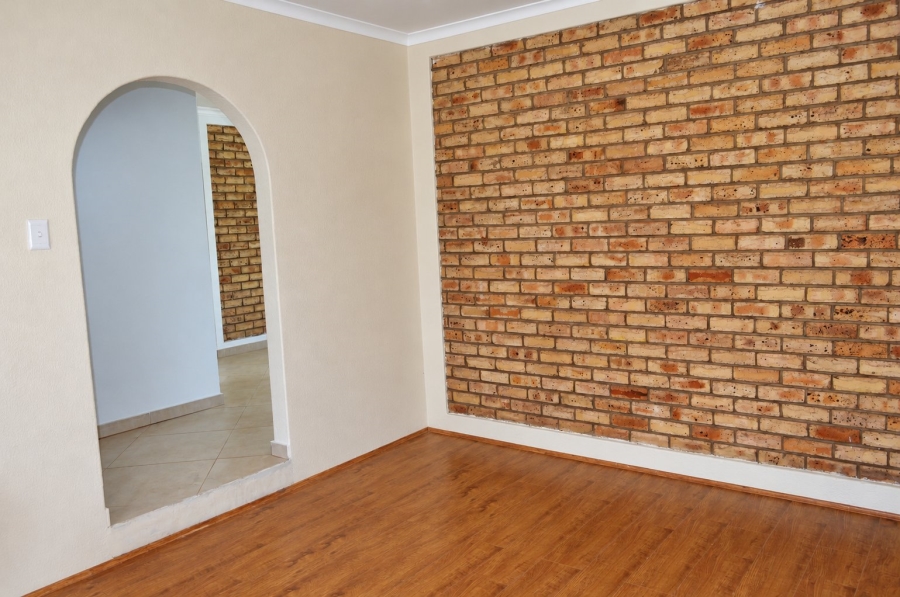 4 Bedroom Property for Sale in Doringkruin North West